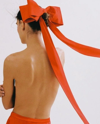 A cover of "Holiday 2026" cluster. The owner is tricia. The cluster consists of 9 elements.