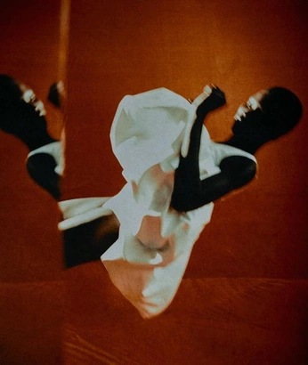 A cover of "inspiration station" cluster. The owner is volongot0. The cluster consists of 7 elements.