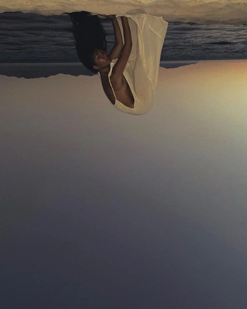 A cover of "SIXDUST | Dawn" cluster. The owner is sbruc. The cluster consists of 2 elements.