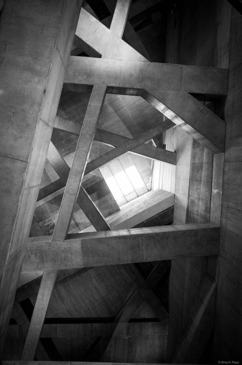 A cover of "STRUCTURES" cluster. The owner is jordanmotion. The cluster consists of 25 elements.