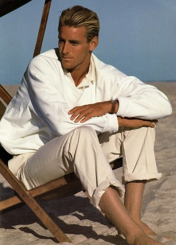 A cover of "Retro Riviera" cluster. The owner is cartam. The cluster consists of 25 elements.