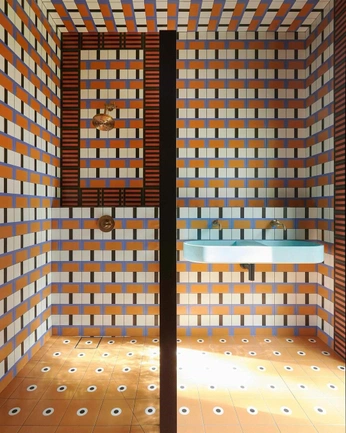 A cover of "Tilework" cluster. The owner is ari. The cluster consists of 6 elements.