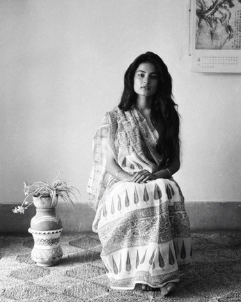 A cover of "Aramudi" cluster. The owner is kusal. The cluster consists of 3 elements.