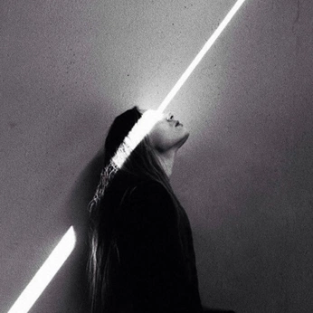 A cover of "Inspiration" cluster. The owner is katenic11. The cluster description is "nihil est impossibile". The cluster consists of 11 elements.