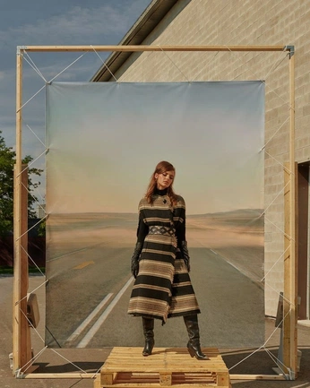 A cover of "Roots" cluster. The owner is jakerosenberg. The cluster consists of 5 elements.