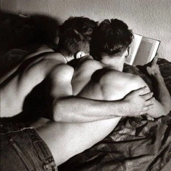 A cover of "jotería" cluster. The owner is poem. The cluster consists of 61 elements.