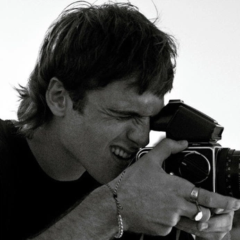 A cover of "Los Frantos" cluster. The owner is tadykapic. The cluster consists of 18 elements.