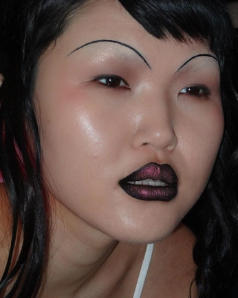 A cover of "makeup" cluster. The owner is euqndo. The cluster consists of 1 element.