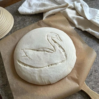 A cover of "Escola do bem e do mal" cluster. The owner is merlinn. The cluster consists of 23 elements.