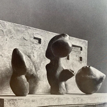 A cover of "Sculpture" cluster. The owner is alioness. The cluster consists of 12 elements.