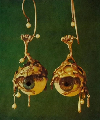 A cover of "artisim" cluster. The owner is mollzeltov. The cluster consists of 11 elements.