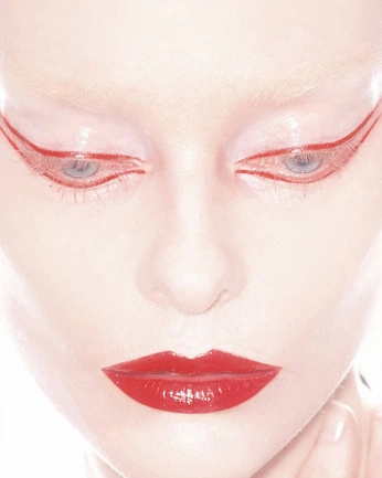 A cover of "spooky red" cluster. The owner is popopo. The cluster consists of 68 elements.