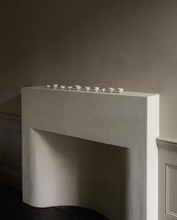 A cover of "observant walker" cluster. The owner is houseofmasa. The cluster consists of 21 elements.