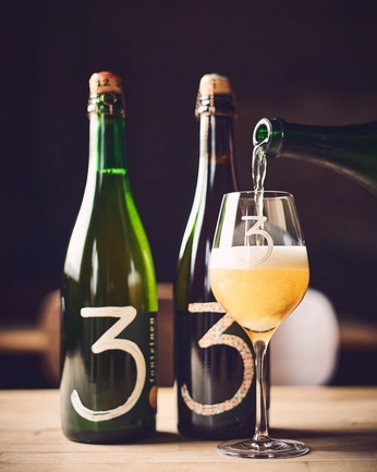 A cover of "LX ROME ROOFTOP" cluster. The owner is lolamarr. The cluster consists of 5 elements.