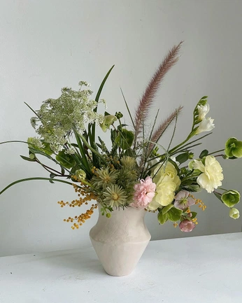 A cover of "Florals and Table Top" cluster. The owner is nbecks. The cluster consists of 32 elements.