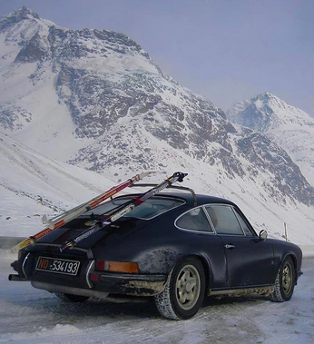 A cover of "Coches" cluster. The owner is notsrja. The cluster consists of 12 elements.