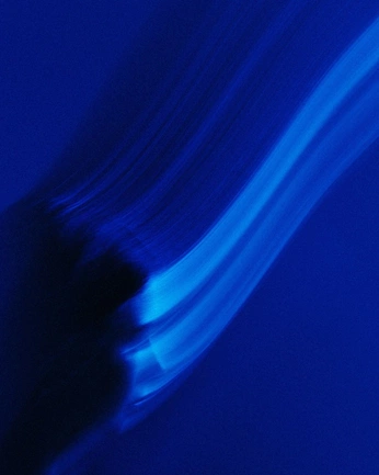 A cover of "Electric Blue" cluster. The owner is fraaaasier. The cluster consists of 3 elements.