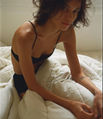 A cover of "simplicity" cluster. The owner is hemeraphotograph. The cluster consists of 12 elements.