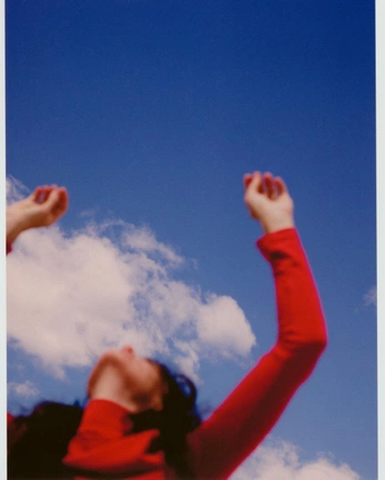 A cover of "W" cluster. The owner is drinkswithhebe. The cluster consists of 33 elements.