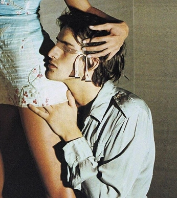 A cover of "dynamic" cluster. The owner is wingedvoices. The cluster description is "both in the sense of interaction and movement. the push and pull.". The cluster consists of 13 elements.