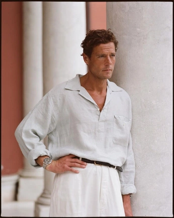 A cover of "Hamptons Based" cluster. The owner is savaso. The cluster consists of 14 elements.