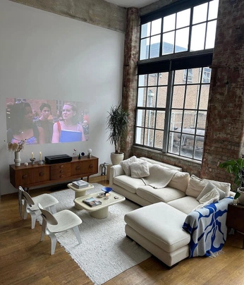 A cover of "My flat" cluster. The owner is njrmdesign. The cluster consists of 51 elements.