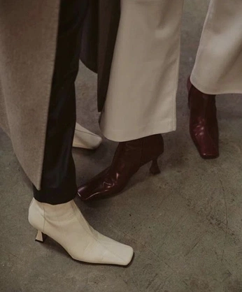 A cover of "Style" cluster. The owner is melmomood. The cluster consists of 1 element.