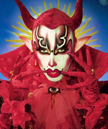 A cover of "The Crystal Clasp" cluster. The owner is chaoticallyinc. The cluster consists of 118 elements.