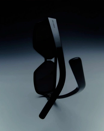 A cover of "Blue Light glasses" cluster. The owner is masha.photo. The cluster consists of 25 elements.