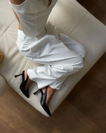 A cover of "Fashion pieces" cluster. The owner is alienwitch. The cluster consists of 8 elements.