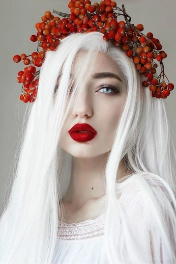 A cover of "Portrait" cluster. The owner is sakarijohnson. The cluster consists of 319 elements.