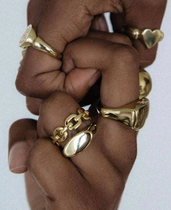 A cover of "Jewellery" cluster. The owner is novapixels. The cluster consists of 15 elements.