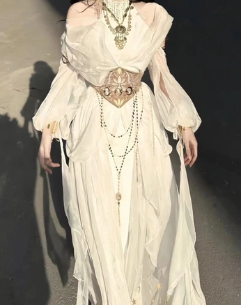 A cover of "Stunning" cluster. The owner is jaslikessoup. The cluster consists of 4 elements.