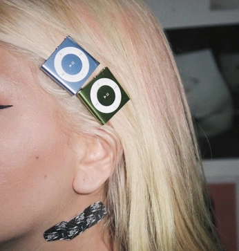 A cover of "Stijl" cluster. The owner is aly. The cluster consists of 3 elements.