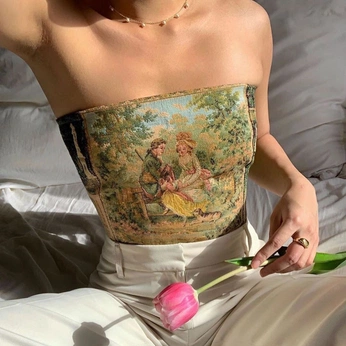 A cover of "CLOTHES" cluster. The owner is drewtan. The cluster consists of 1 element.