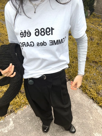 A cover of "looks" cluster. The owner is aimanleondore. The cluster consists of 2 elements.