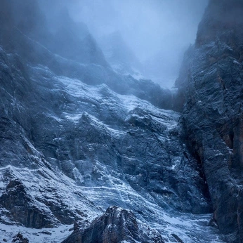 A cover of "cold winter scenery" cluster. The owner is siberianwinds. The cluster consists of 24 elements.