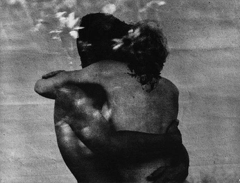 A cover of "Intimate echoes" cluster. The owner is saharasaktii. The cluster consists of 58 elements.