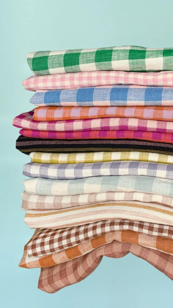 A cover of "MISC: Checks" cluster. The owner is beeblanton. The cluster consists of 9 elements.