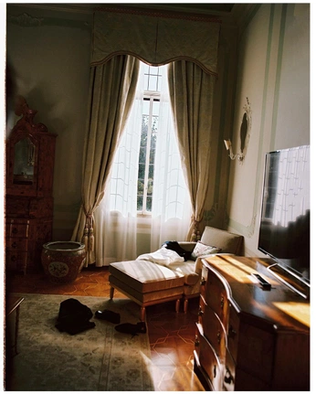 A cover of "My room" cluster. The owner is katiedoyle. The cluster consists of 27 elements.