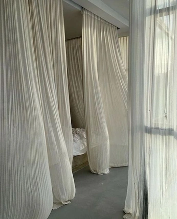 A cover of "house" cluster. The owner is sadiebowdenjones. The cluster consists of 2 elements.