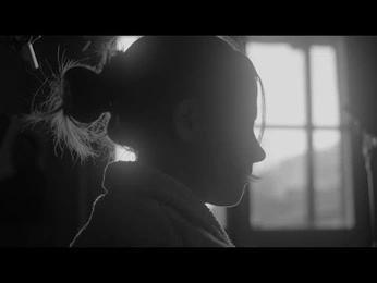 A cover of "Oir" cluster. The owner is lilen. The cluster consists of 2 elements.