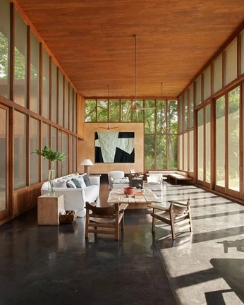 A cover of "Troye" cluster. The owner is asahiyabun. The cluster consists of 9 elements.