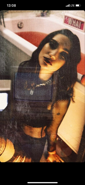 A cover of "blog era" cluster. The owner is steftotino. The cluster description is "soap opera. warranty. channel. version control.". The cluster consists of 96 elements.