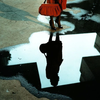 A cover of "cine" cluster. The owner is evvikat. The cluster consists of 8 elements.