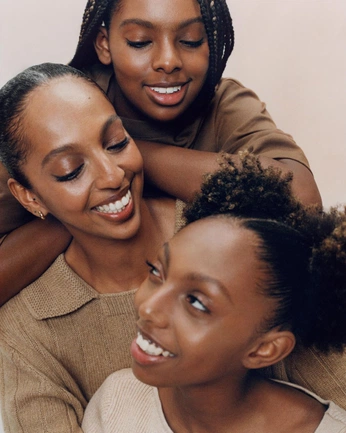 A cover of "family" cluster. The owner is angiannn. The cluster consists of 4 elements.