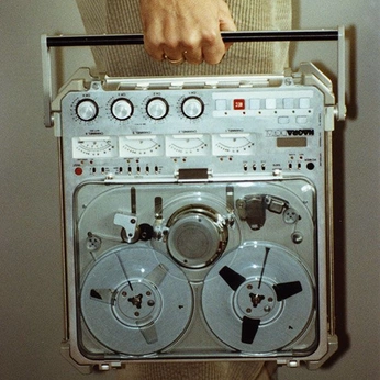 A cover of "Beauty in design" cluster. The owner is dredream. The cluster consists of 16 elements.