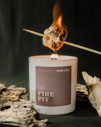 A cover of "SMELLIES" cluster. The owner is tayund. The cluster consists of 62 elements.