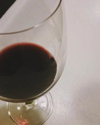 A cover of "Empty bottles/burnt cigs" cluster. The owner is cheyblackmore. The cluster consists of 9 elements.