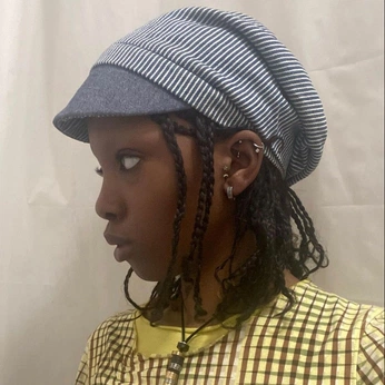 A cover of "portrait references" cluster. The owner is krumii. The cluster consists of 388 elements.